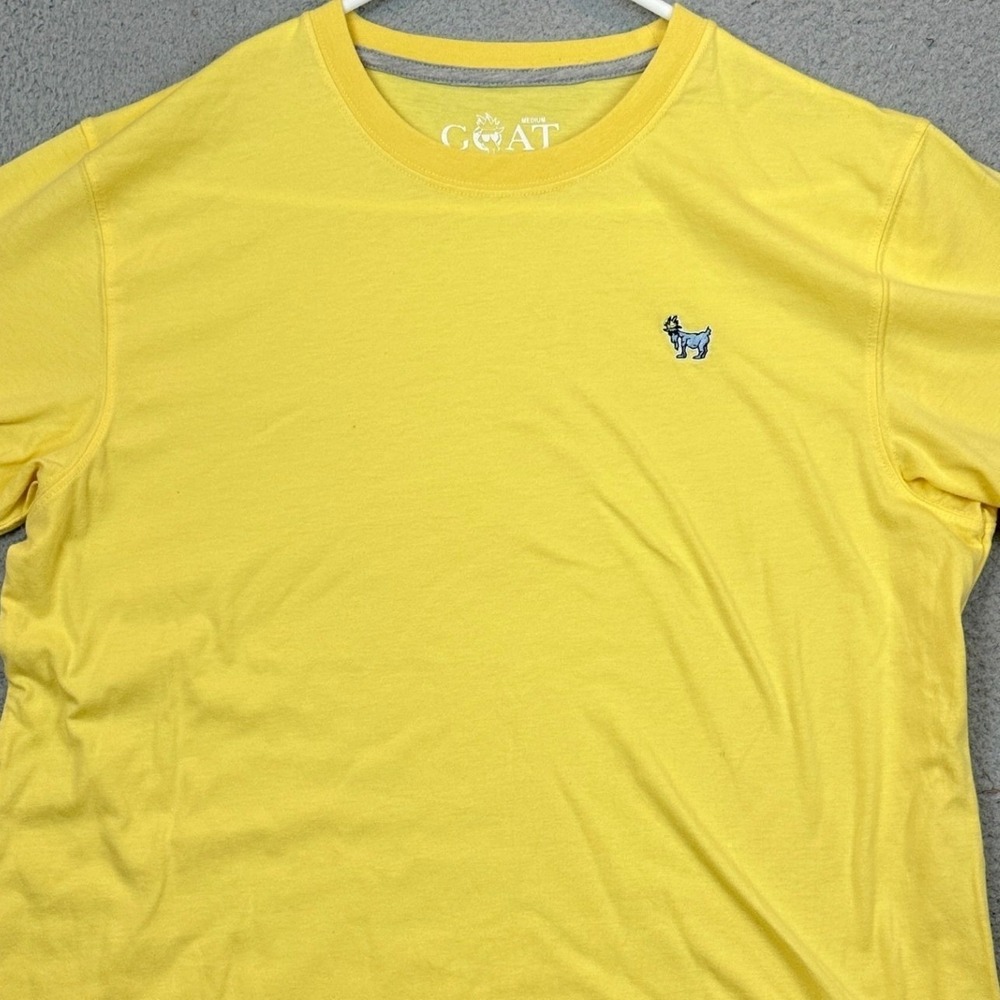 GOAT USA T-Shirt Mens Medium Yellow Basic Casual Crew Neck Short Sleeve Tee Logo
